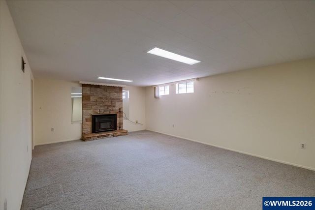 18441 SE Clinton St, Gresham, OR 97030