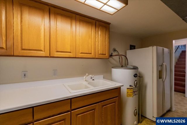 18441 SE Clinton St, Gresham, OR 97030