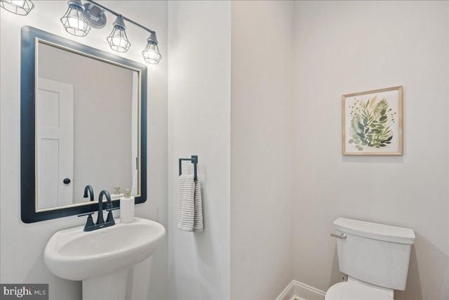 7016 GRACE LANDING CT, Hughesville, MD 20637