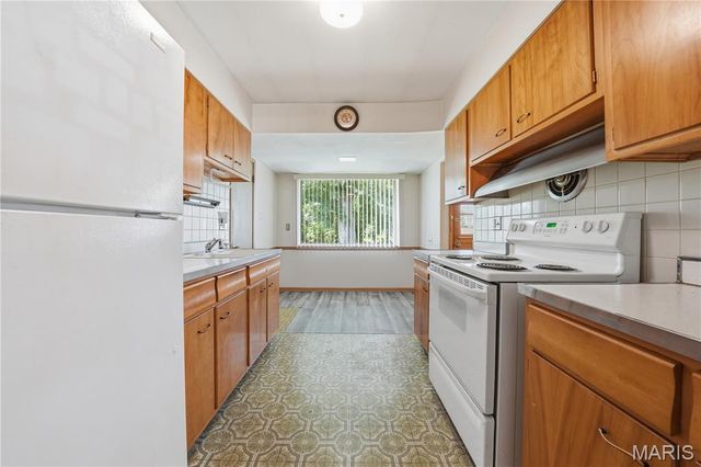 9241 Ewers Drive, Crestwood, MO 63126