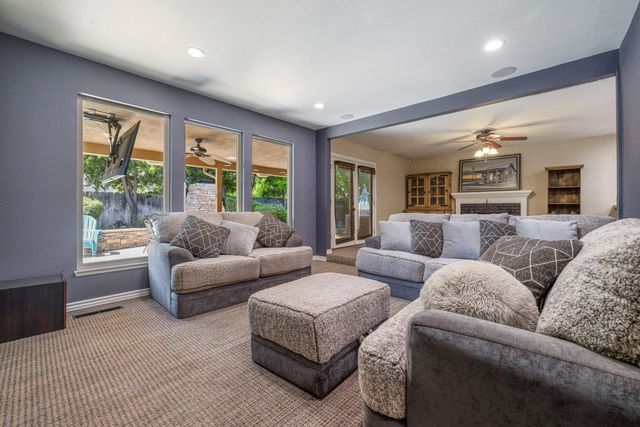 3305 Appaloosa Ct, Modesto, CA 95356