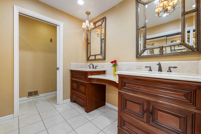 3305 Appaloosa Ct, Modesto, CA 95356