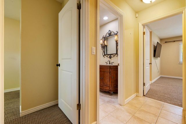 3305 Appaloosa Ct, Modesto, CA 95356