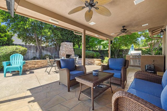 3305 Appaloosa Ct, Modesto, CA 95356