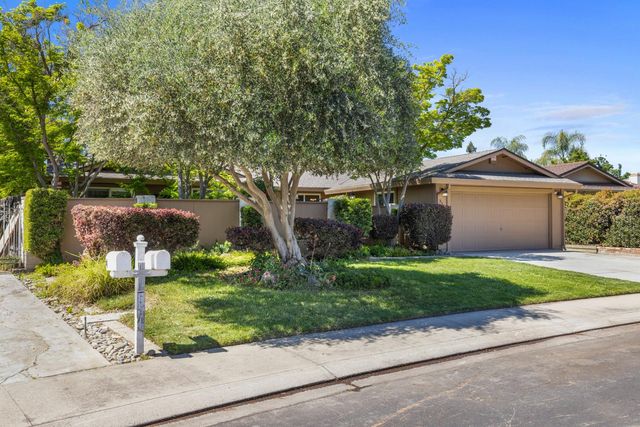 3305 Appaloosa Ct, Modesto, CA 95356