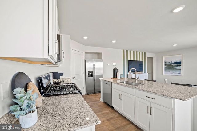 132 CHARING CROSS DR, Stephens City, VA 22655
