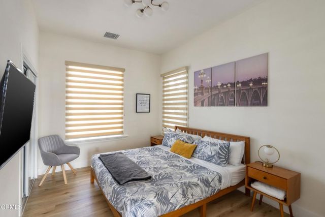 396 N Summit Avenue, Pasadena, CA 91103