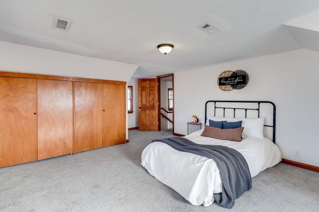 824 W Southerland Dr., Wichita, KS 67217