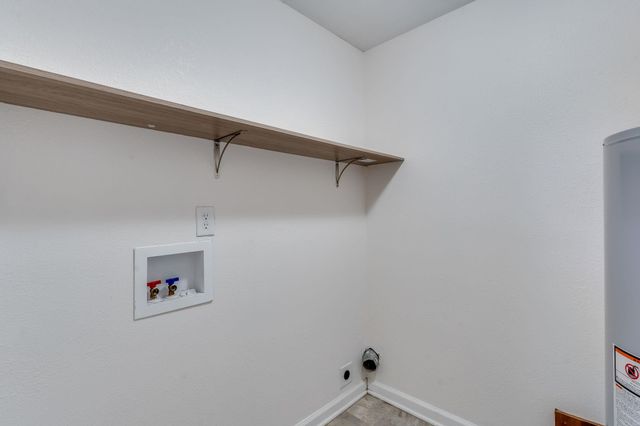 824 W Southerland Dr., Wichita, KS 67217