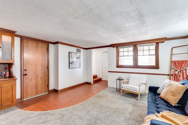 824 W Southerland Dr., Wichita, KS 67217