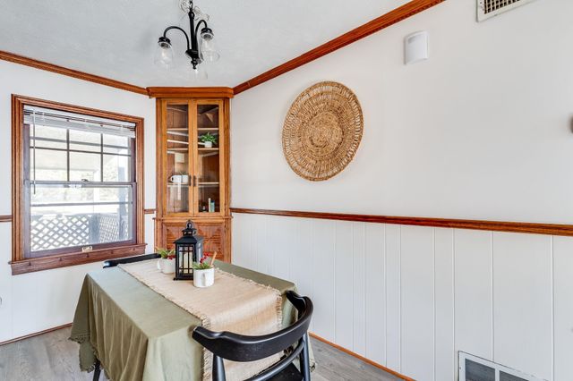 824 W Southerland Dr., Wichita, KS 67217