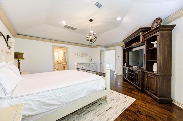 13606 Teal Bluff Lane, Houston, TX 77077