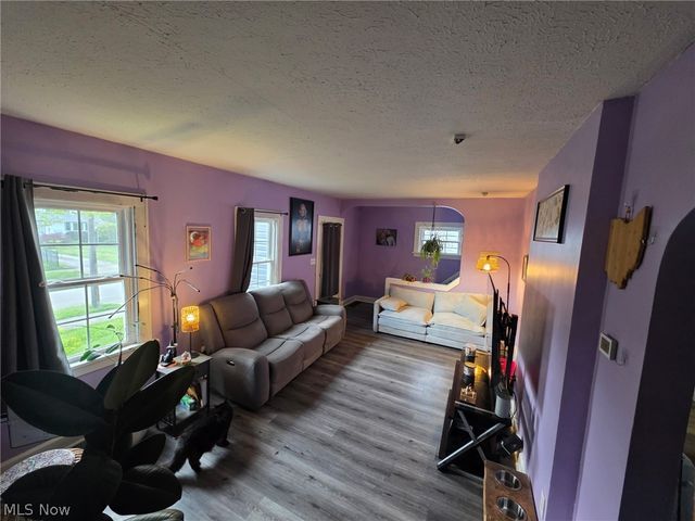 3882 W 134th Street, Cleveland, OH 44111
