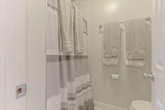 1143 Brookview Circle, Pickerington, OH 43147
