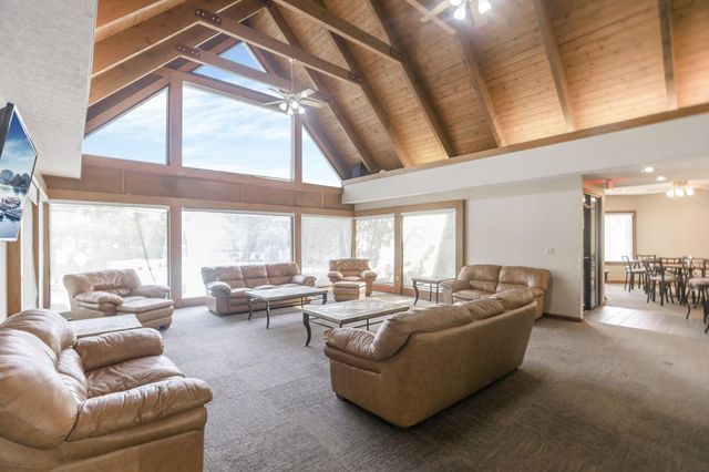 1143 Brookview Circle, Pickerington, OH 43147