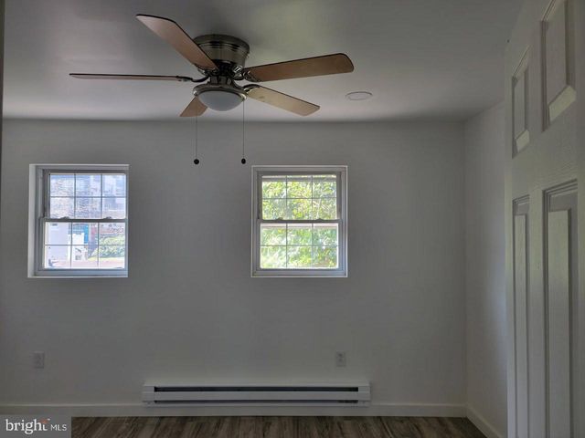 1812 HART LN, Philadelphia, PA 19134