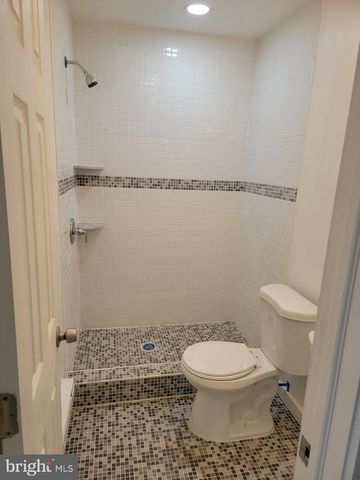 1812 HART LN, Philadelphia, PA 19134