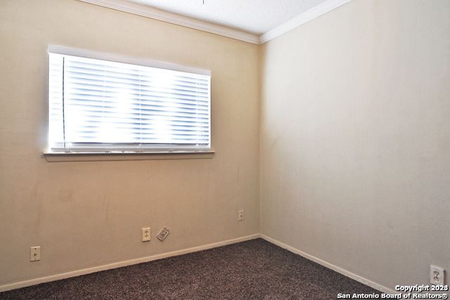 7318 CORIAN PARK DR, San Antonio, TX 78249