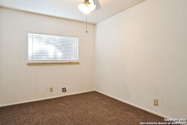 7318 CORIAN PARK DR, San Antonio, TX 78249