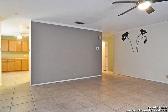 7318 CORIAN PARK DR, San Antonio, TX 78249