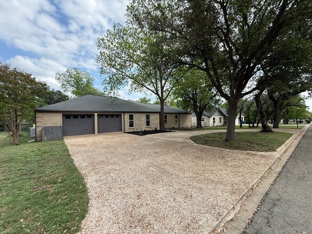 117 Spanish Oak Lane, Kerrville, TX 78028