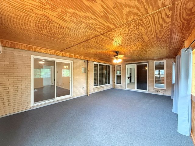 117 Spanish Oak Lane, Kerrville, TX 78028