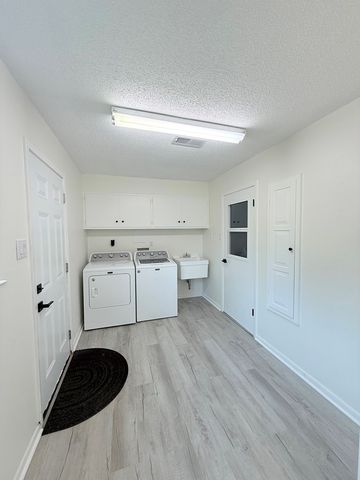 117 Spanish Oak Lane, Kerrville, TX 78028