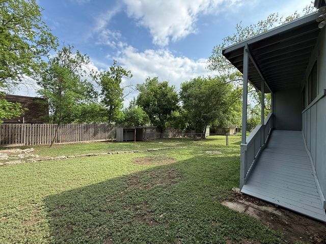 117 Spanish Oak Lane, Kerrville, TX 78028