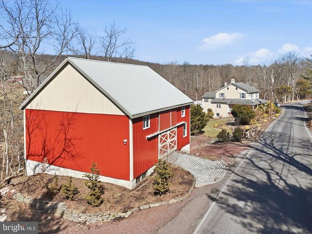 111 MINE RUN RD, Schwenksville, PA 19473