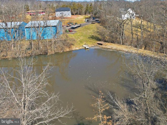 111 MINE RUN RD, Schwenksville, PA 19473