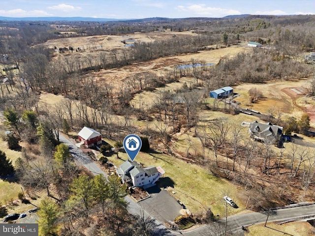 111 MINE RUN RD, Schwenksville, PA 19473