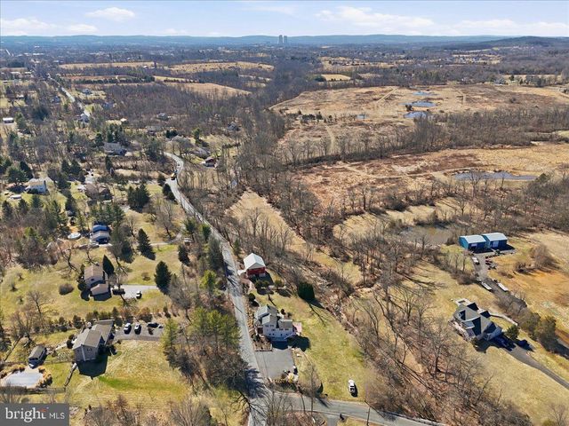 111 MINE RUN RD, Schwenksville, PA 19473