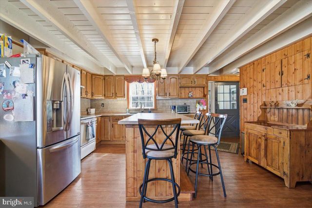 111 MINE RUN RD, Schwenksville, PA 19473