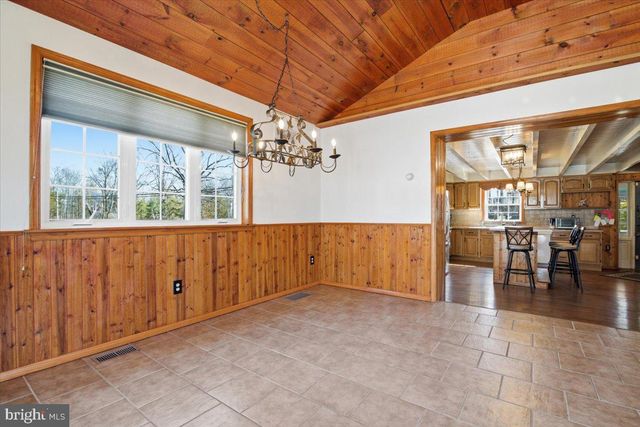 111 MINE RUN RD, Schwenksville, PA 19473