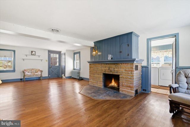 111 MINE RUN RD, Schwenksville, PA 19473