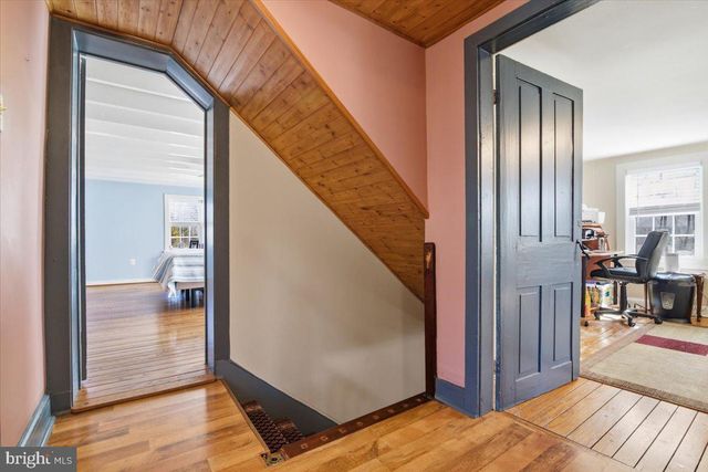 111 MINE RUN RD, Schwenksville, PA 19473