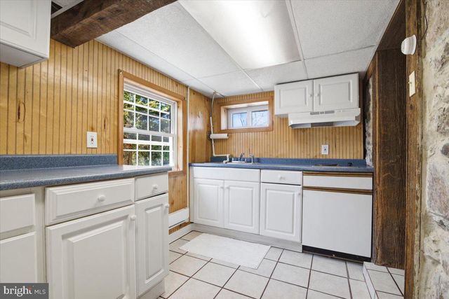 111 MINE RUN RD, Schwenksville, PA 19473