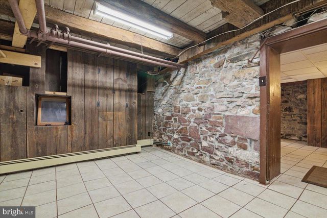 111 MINE RUN RD, Schwenksville, PA 19473