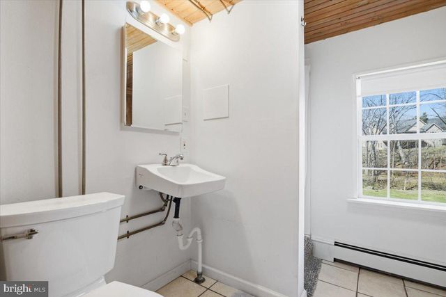 111 MINE RUN RD, Schwenksville, PA 19473