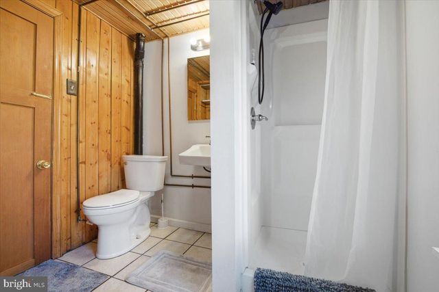 111 MINE RUN RD, Schwenksville, PA 19473