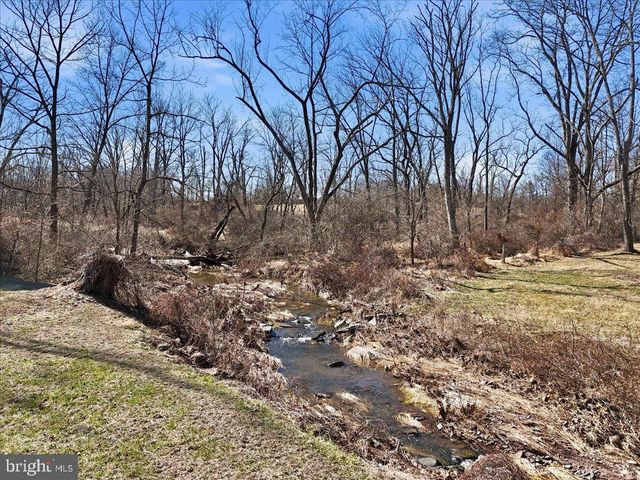 111 MINE RUN RD, Schwenksville, PA 19473