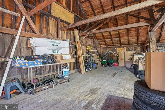 111 MINE RUN RD, Schwenksville, PA 19473