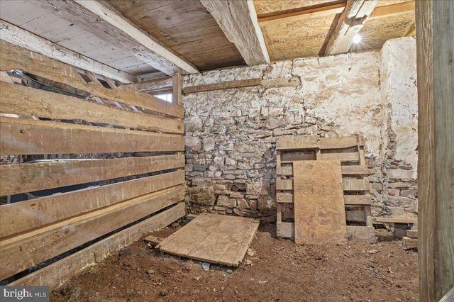 111 MINE RUN RD, Schwenksville, PA 19473