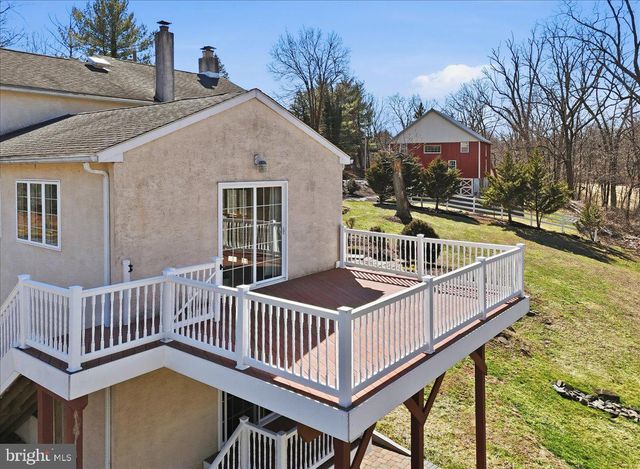 111 MINE RUN RD, Schwenksville, PA 19473