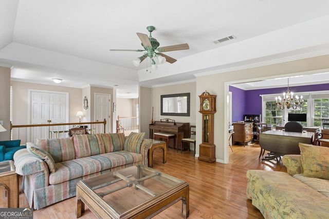 1802 Hunters Glen NE, Marietta, GA 30062
