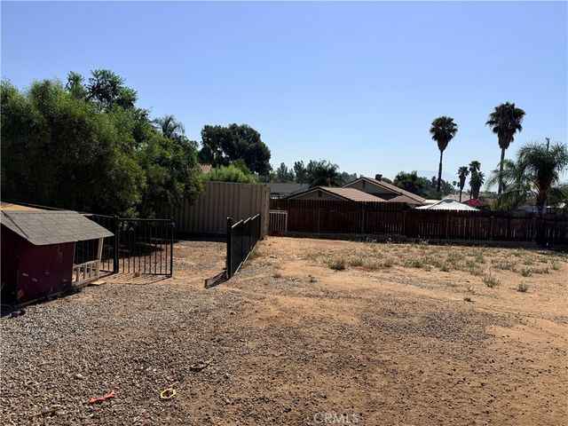 11990 Lasselle, Moreno Valley, CA 92557