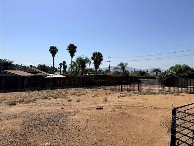 11990 Lasselle, Moreno Valley, CA 92557
