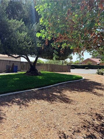 11990 Lasselle, Moreno Valley, CA 92557