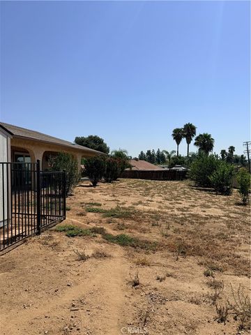 11990 Lasselle, Moreno Valley, CA 92557