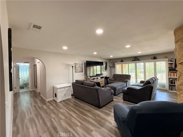 11990 Lasselle, Moreno Valley, CA 92557
